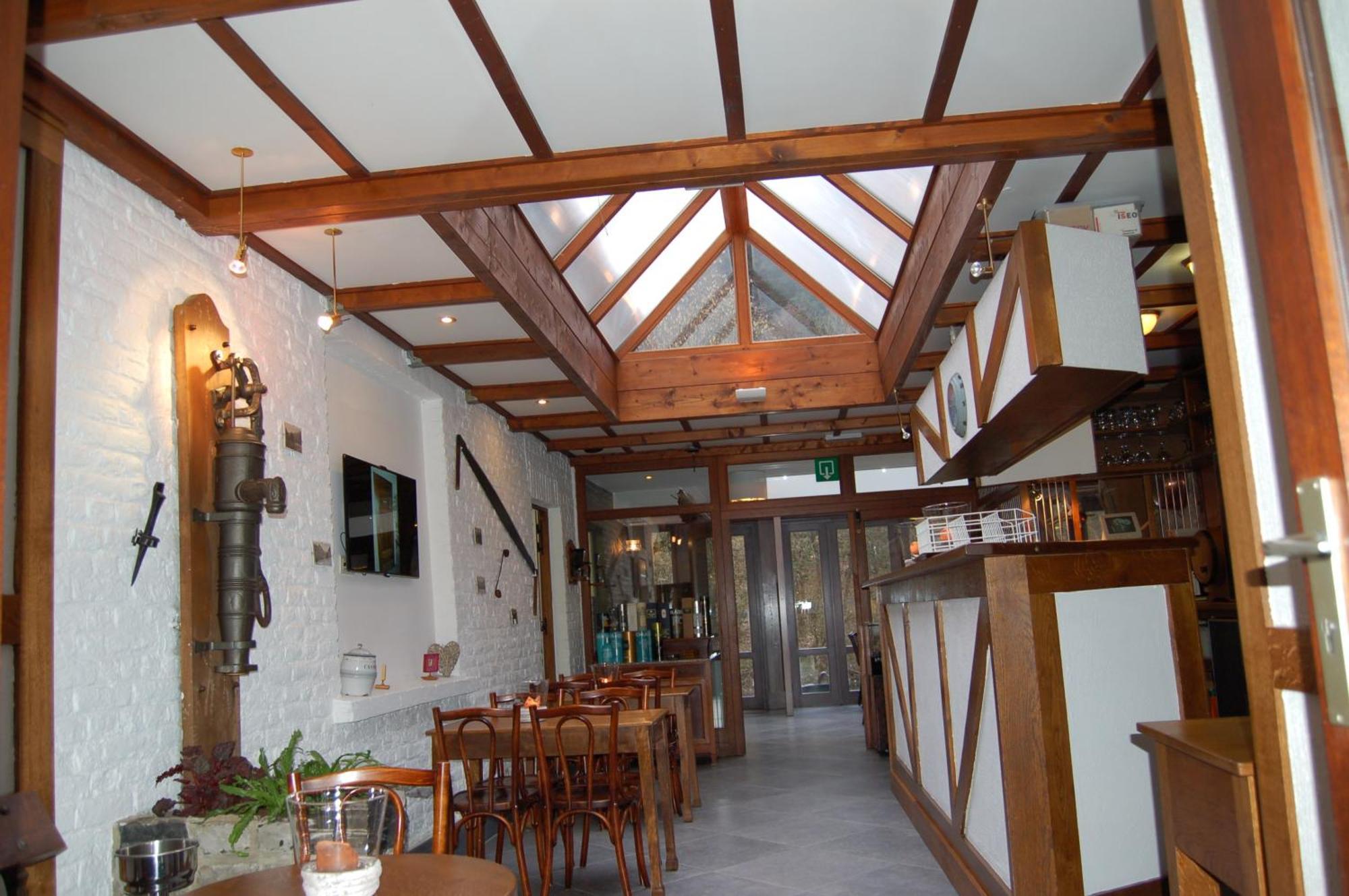 Hotel/Restaurant A La Ferme Ferrieres Luaran gambar