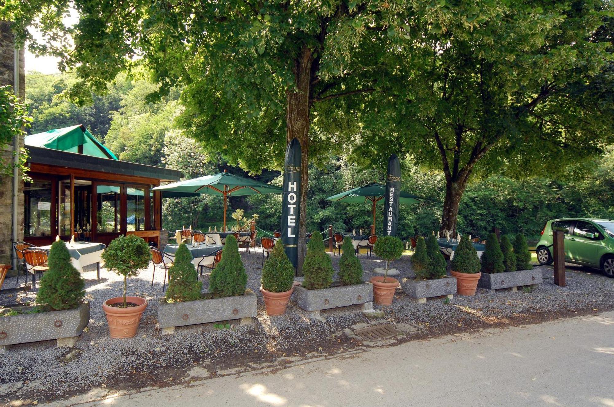 Hotel/Restaurant A La Ferme Ferrieres Luaran gambar